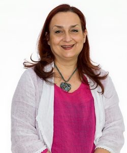 Dorothy Nicolaou, MSW, PSW, t.s.